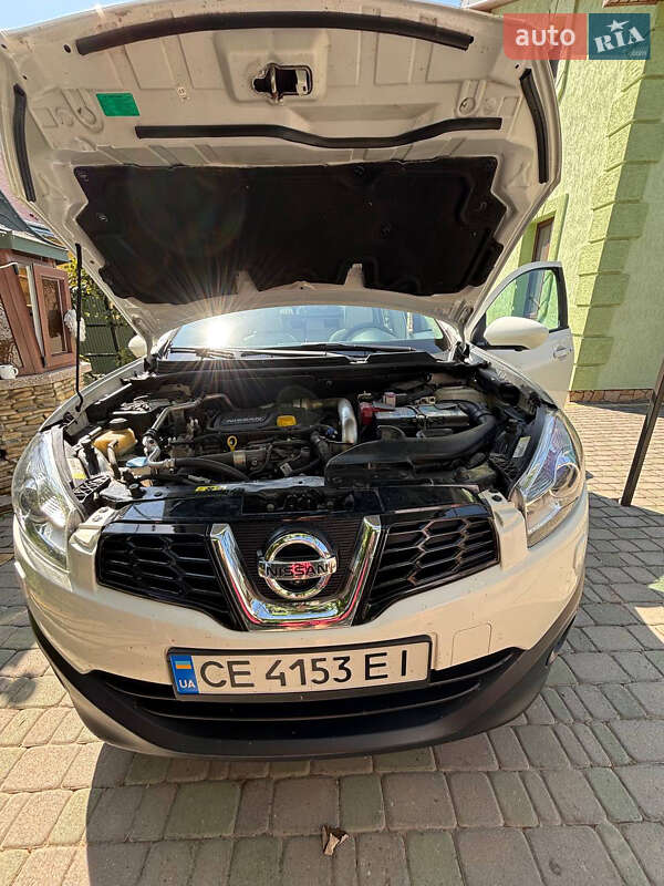 Позашляховик / Кросовер Nissan Qashqai 2012 в Чернівцях фото 14 Позашляховик / Кросовер Nissan Qashqai 2012 в Чернівцях