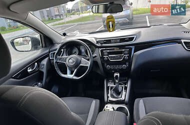 Внедорожник / Кроссовер Nissan Qashqai 2018 в 