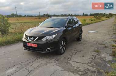 Внедорожник / Кроссовер Nissan Qashqai 2015 в Дубно