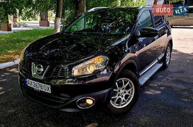 Внедорожник / Кроссовер Nissan Qashqai 2010 в Харькове