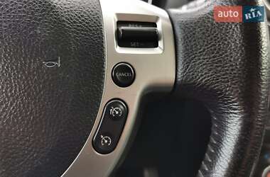 Внедорожник / Кроссовер Nissan Qashqai 2010 в 