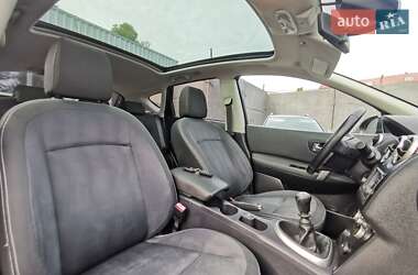 Внедорожник / Кроссовер Nissan Qashqai 2010 в 