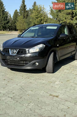 Внедорожник / Кроссовер Nissan Qashqai 2013 в 