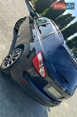 Внедорожник / Кроссовер Nissan Qashqai 2013 в 