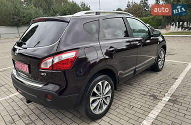 Внедорожник / Кроссовер Nissan Qashqai 2012 в 