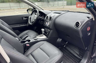 Внедорожник / Кроссовер Nissan Qashqai 2012 в 