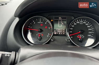 Внедорожник / Кроссовер Nissan Qashqai 2012 в 