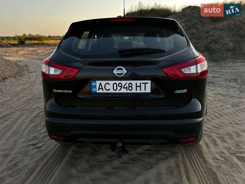 Внедорожник / Кроссовер Nissan Qashqai 2014 в Камне-Каширском