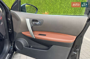 Внедорожник / Кроссовер Nissan Qashqai 2007 в 