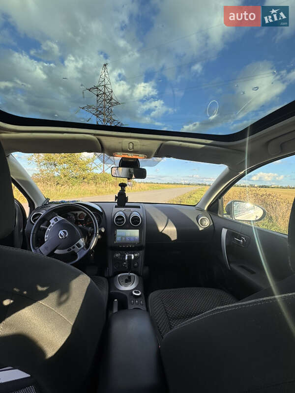 Позашляховик / Кросовер Nissan Qashqai 2008 в Стрию