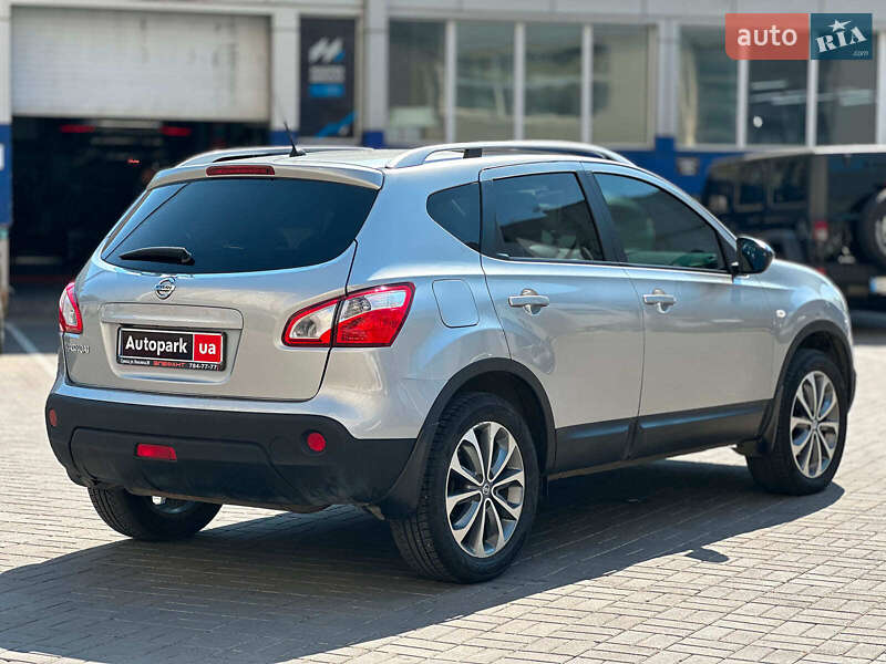 Внедорожник / Кроссовер Nissan Qashqai 2010 в Одессе