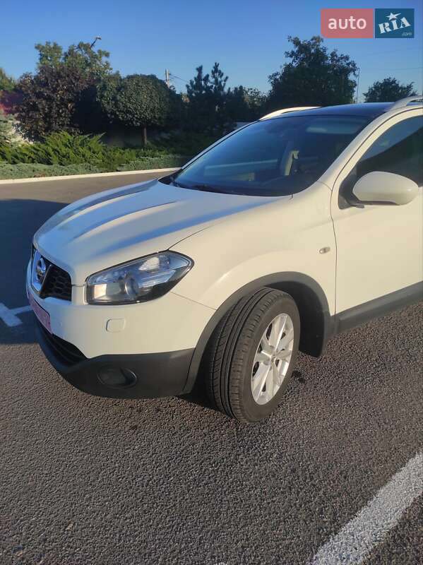 Внедорожник / Кроссовер Nissan Qashqai 2011 в Полтаве