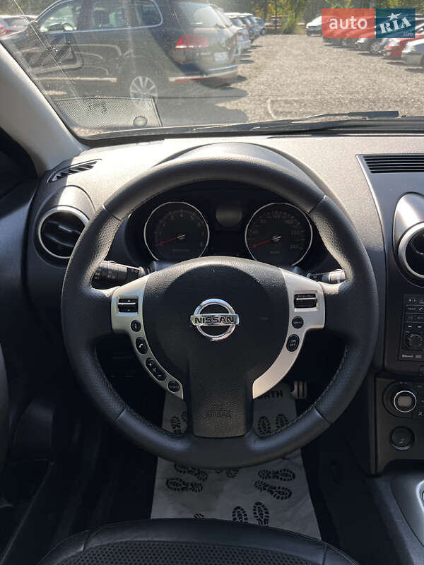 Внедорожник / Кроссовер Nissan Qashqai 2009 в Черкассах