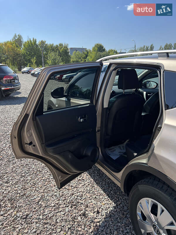 Внедорожник / Кроссовер Nissan Qashqai 2009 в Черкассах