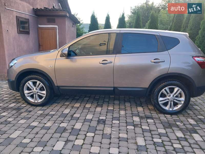 Внедорожник / Кроссовер Nissan Qashqai 2012 в Ходорове