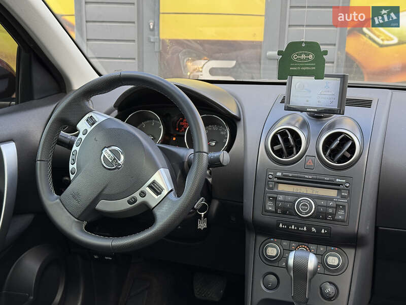 Позашляховик / Кросовер Nissan Qashqai 2008 в Стрию