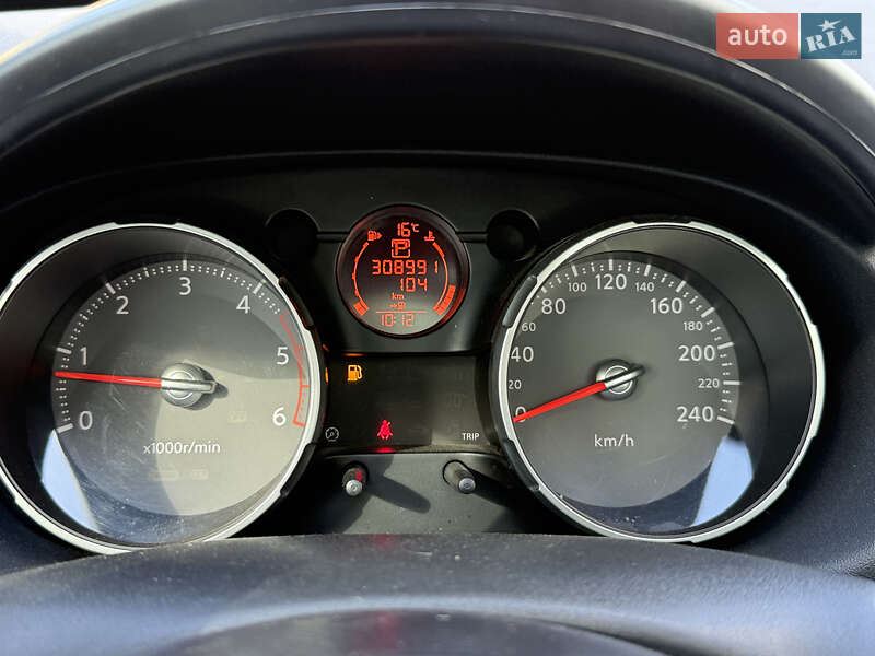 Позашляховик / Кросовер Nissan Qashqai 2008 в Стрию