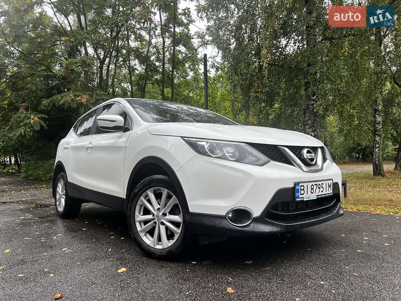Внедорожник / Кроссовер Nissan Qashqai 2017 в Миргороде