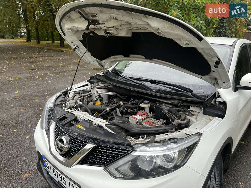 Внедорожник / Кроссовер Nissan Qashqai 2017 в Миргороде