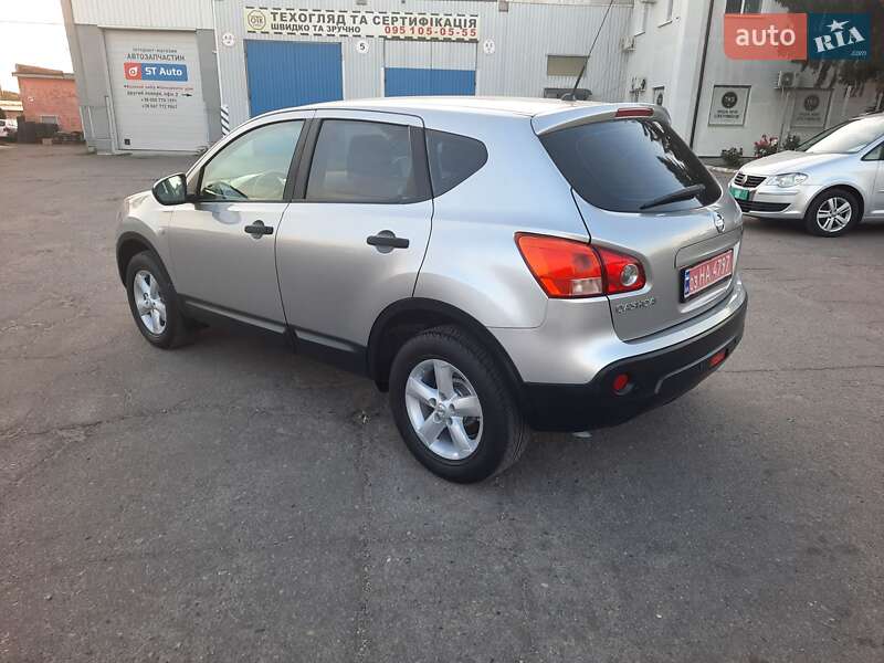 Внедорожник / Кроссовер Nissan Qashqai 2009 в Полтаве