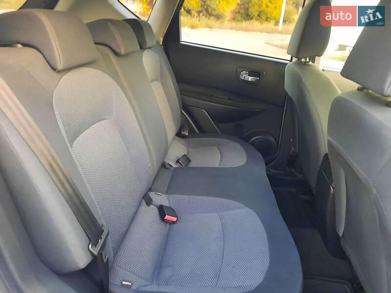 Внедорожник / Кроссовер Nissan Qashqai 2009 в Полтаве