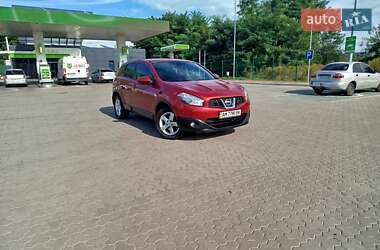 Внедорожник / Кроссовер Nissan Qashqai 2013 в 