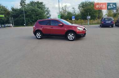 Внедорожник / Кроссовер Nissan Qashqai 2013 в 