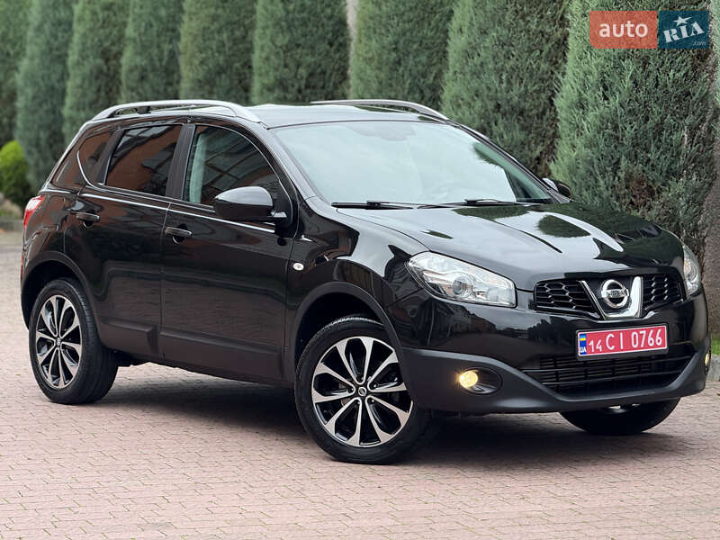 Внедорожник / Кроссовер Nissan Qashqai 2011 в Стрые