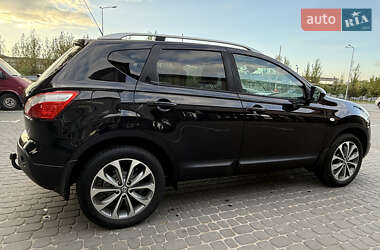 Позашляховик / Кросовер Nissan Qashqai 2011 в Луцьку