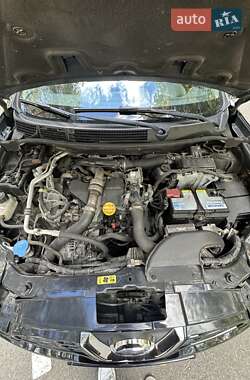Внедорожник / Кроссовер Nissan Qashqai 2011 в 
