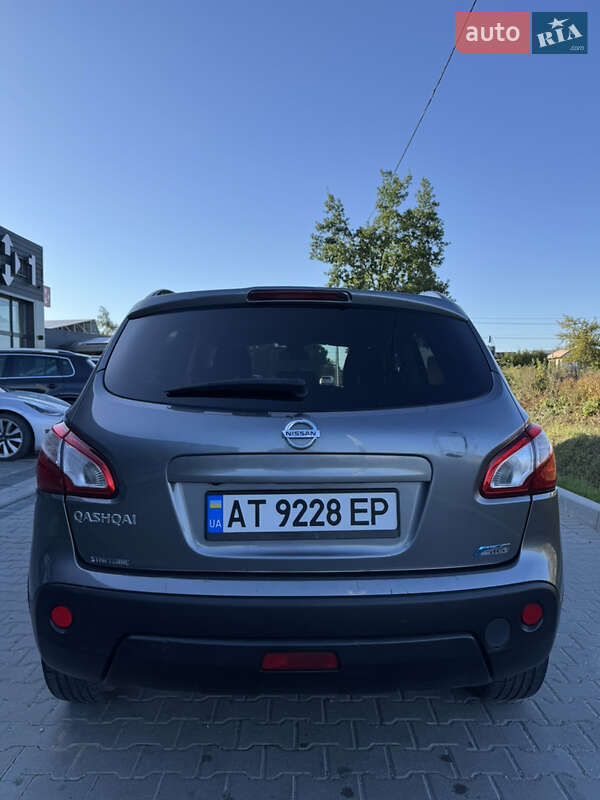 Внедорожник / Кроссовер Nissan Qashqai 2013 в Ивано-Франковске
