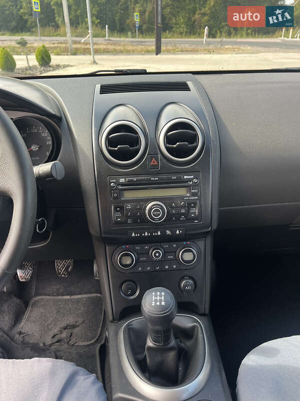 Позашляховик / Кросовер Nissan Qashqai 2007 в Львові