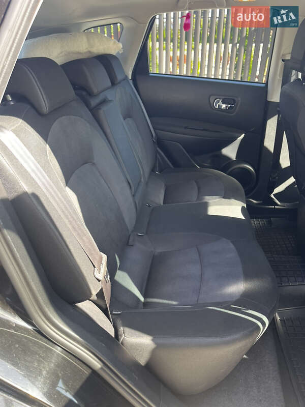 Внедорожник / Кроссовер Nissan Qashqai 2011 в Хмельницком