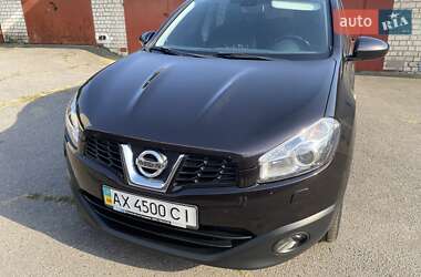 Внедорожник / Кроссовер Nissan Qashqai 2010 в Харькове