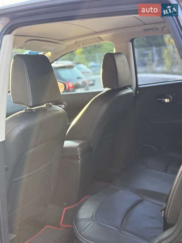 Позашляховик / Кросовер Nissan Qashqai 2008 в Львові