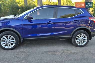 Внедорожник / Кроссовер Nissan Qashqai 2016 в 