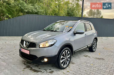 Внедорожник / Кроссовер Nissan Qashqai 2012 в Черновцах