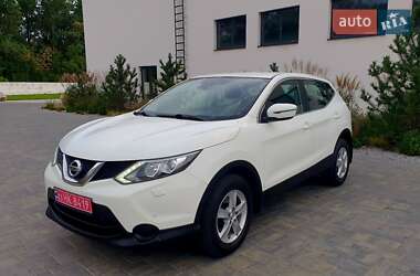 Позашляховик / Кросовер Nissan Qashqai 2015 в Луцьку