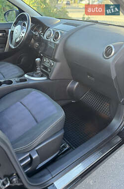 Внедорожник / Кроссовер Nissan Qashqai 2012 в 