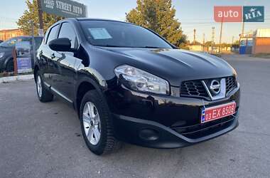 Внедорожник / Кроссовер Nissan Qashqai 2011 в 