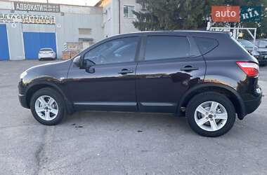 Внедорожник / Кроссовер Nissan Qashqai 2011 в 