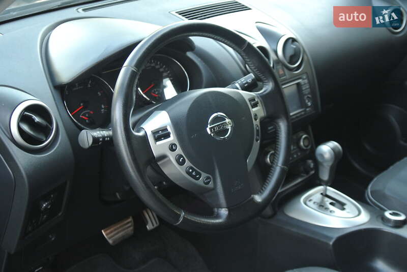 Внедорожник / Кроссовер Nissan Qashqai 2011 в Черновцах фото 9 Внедорожник / Кроссовер Nissan Qashqai 2011 в Черновцах