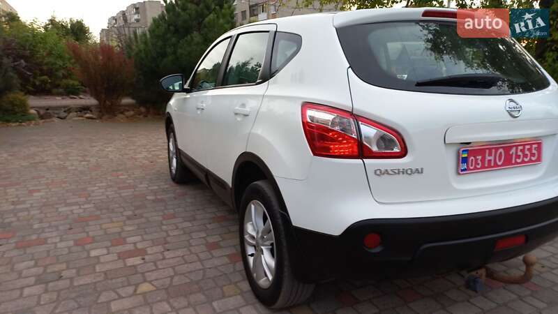 Внедорожник / Кроссовер Nissan Qashqai 2012 в Нововолынске