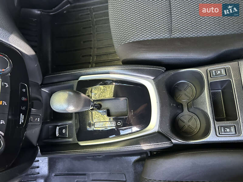 Внедорожник / Кроссовер Nissan Qashqai 2014 в Хмельницком
