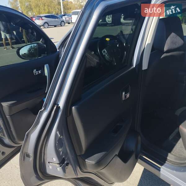 Внедорожник / Кроссовер Nissan Qashqai 2008 в Запорожье