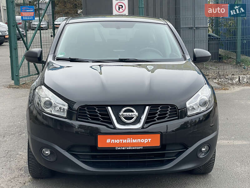 Позашляховик / Кросовер Nissan Qashqai 2011 в Сумах