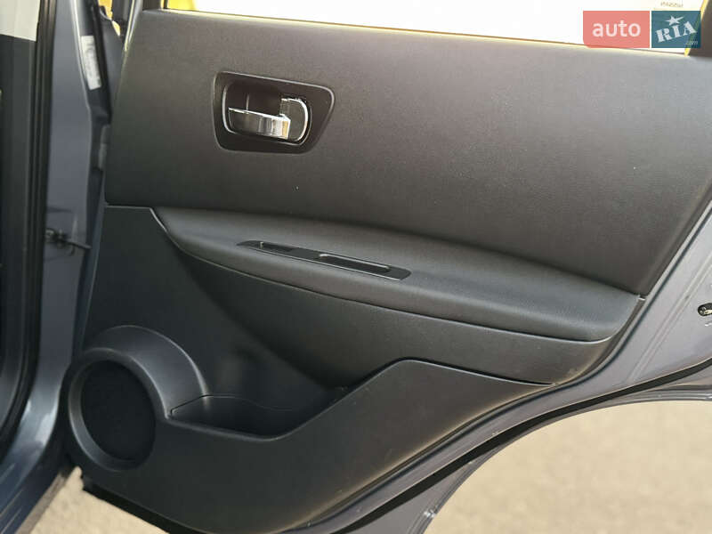 Внедорожник / Кроссовер Nissan Qashqai 2010 в Дрогобыче