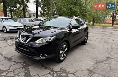 Внедорожник / Кроссовер Nissan Qashqai 2015 в 