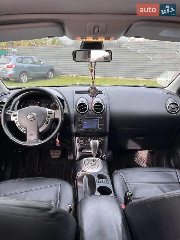 Позашляховик / Кросовер Nissan Qashqai 2011 в Радивиліві