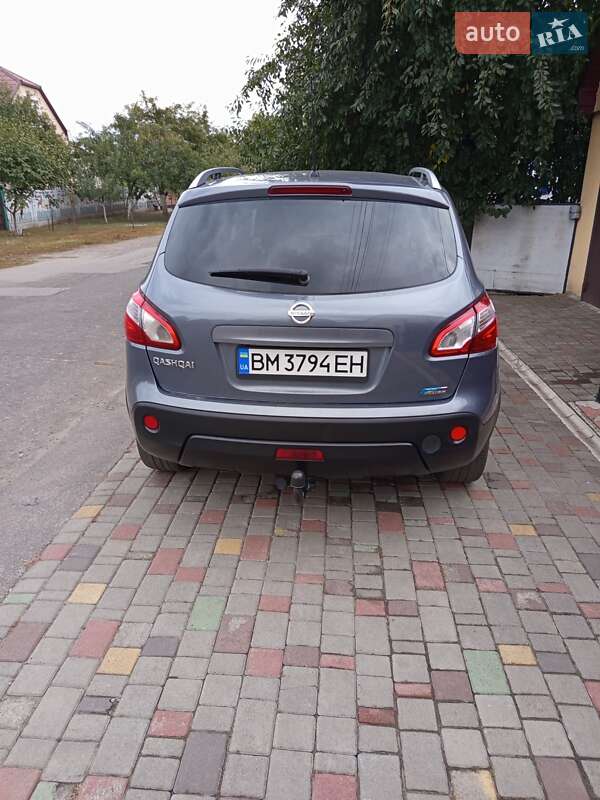 Внедорожник / Кроссовер Nissan Qashqai 2010 в Лохвице